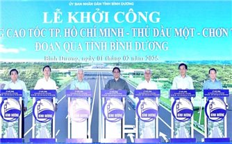 Thủ tướng Phạm Minh Chính dự khởi công Dự án cao tốc Thành phố Hồ Chí Minh-Thủ Dầu Một-Chơn Thành