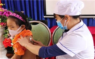 Ca mắc sởi xuất hiện ở 9/9 huyện, thị, thành phố, Lào Cai đẩy nhanh tốc độ phủ vaccine