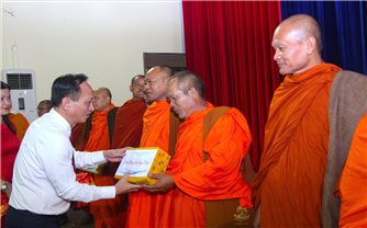 Bạc Liêu: Họp mặt mừng Tết cổ truyền Chôl Chnăm Thmây năm 2025 của đồng bào Khmer