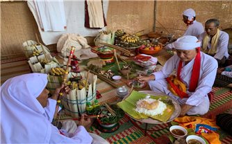 Lễ tế trâu trên đền tháp Po Klong Garai