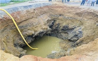 Cảnh báo nguy hiểm sau loạt hố tử thần ở Bắc Kạn