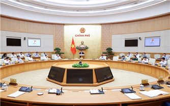 Thủ tướng: Hoàn thành khối lượng công việc lớn, nhiều nhiệm vụ quan trọng trong tháng 4