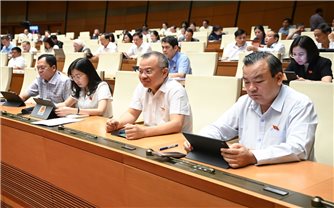 Sửa đổi các luật về quân sự, quốc phòng để phù hợp với tổ chức chính quyền địa phương 2 cấp