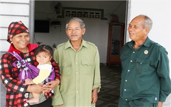 Người có uy tín huyện Bác Ái (Ninh Thuận) chung tay xây dựng quê hương