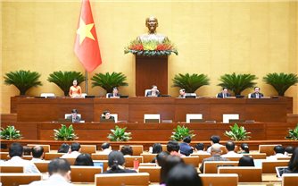 Phân bổ đủ ngân sách, đủ nguồn lực cho các cơ sở giáo dục vùng đồng bào DTTS