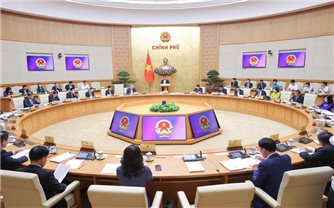 Thủ tướng Phạm Minh Chính chủ trì Phiên họp Chính phủ thường kỳ tháng 5/2025