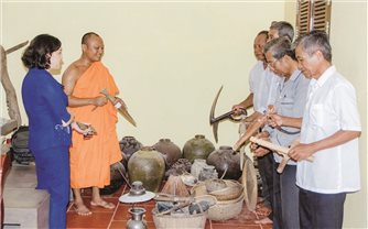 Vị sư Khmer và hành trình “thắp sáng” quê nghèo