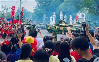 Yêu nước phải ngay từ những hành động nhỏ...