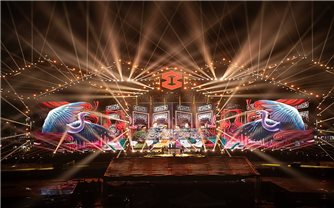 8Wonder 2025: Cột mốc mới đối với ngành công nghiệp biểu diễn khi một đại nhạc hội quốc tế “sold out” 50.680 vé.