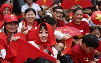 Bản hoà ca của lòng dân