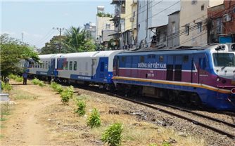 Mở bán vé tàu Tết Bính Ngọ 2026
