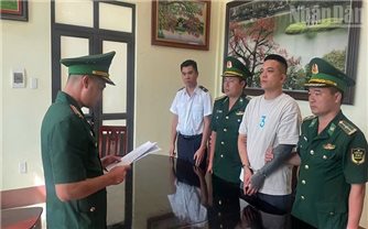 Đối tượng truy nã bị Bộ đội Biên phòng Sơn La bắt giữ khi nhập cảnh về Việt Nam