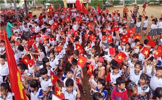 Giáo dục nhiều địa phương vùng DTTS và miền núi hòa nhịp đón lễ khai giảng đặc biệt
