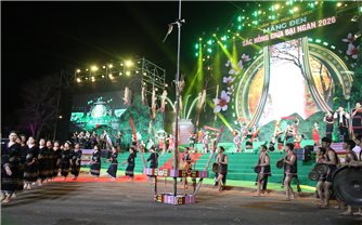 Măng Đen - Sắc hồng giữa đại ngàn