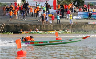 Sôi động giải thể thao miền sông nước Cần Thơ