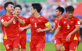 Vòng chung kết U23 châu Á 2026: U23 Việt Nam vượt qua U23 Kyrgyzstan 2 - 1 trong trận cầu kịch tính