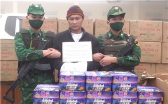 Thanh Hóa: Bắt giữ hơn 1 tấn pháo hoa nổ vận chuyển trái phép từ Lào về Việt Nam
