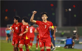 Nguyễn Đình Bắc đi vào lịch sử bóng đá Việt Nam với danh hiệu Vua phá lưới U23 châu Á 2026