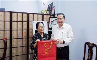 Chủ tịch Quốc hội Trần Thanh Mẫn thăm, chúc Tết nguyên lãnh đạo Đảng, Nhà nước