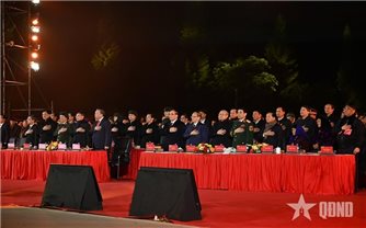 Lãnh đạo Đảng, Nhà nước dự cầu truyền hình kỷ niệm 85 năm Ngày Bác Hồ về nước trực tiếp lãnh đạo cách mạng Việt Nam