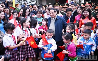 Xây dựng lưới an sinh xã hội bền vững, hệ sinh thái giáo dục kiểu mẫu