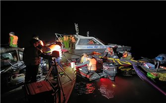 Thủ tướng chỉ đạo điều tra làm rõ trách nhiệm vụ tai nạn chìm tàu khách trên hồ Thác Bà