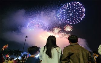 Đà Nẵng bắn pháo hoa tầm cao tại 6 điểm trong đêm giao thừa