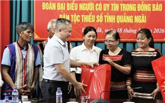 Vụ Tuyên truyền công tác dân tộc, tôn giáo gặp mặt Người có uy tín tỉnh Quảng Ngãi