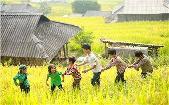 Ngày Quốc tế Hạnh phúc 20/3: Lời nhắc nhở về tình người trong nhịp sống hiện đại