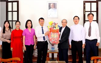 Lãnh đạo tỉnh Khánh Hòa thăm các cơ sở tôn giáo nhân dịp Lễ Phục sinh