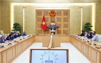 Thủ tướng: Đánh giá đúng bản chất các diễn biến trên thế giới để có tư duy, cách tiếp cận phù hợp, phản ứng chính sách linh hoạt, kịp thời, hiệu quả