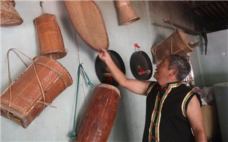 Nghệ nhân Ưu tú Dương Lai: Giữ được văn hóa là giữ được gốc rễ của dân tộc mình