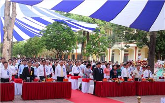 Nửa thế kỷ nâng bước học sinh DTTS trên hành trình tri thức