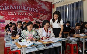 Lai Châu hỗ trợ học sinh dân tộc nội trú, học sinh bán trú, học viên bán trú năm cuối cấp