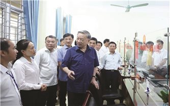 Chính quyền địa phương 2 cấp: Cơ hội “nâng chuẩn” cán bộ cơ sở