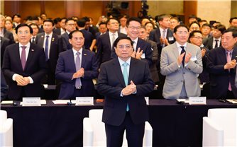 Thủ tướng: Các nhà đầu tư Hàn Quốc có thể yên tâm đầu tư lâu dài, ổn định, an toàn tại Việt Nam