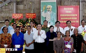 Chủ tịch Quốc hội Trần Thanh Mẫn thăm, tặng quà tri ân người có công tại Cần Thơ