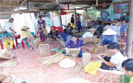 Dự án “Dạy nghề và chữ viết Khmer cho người dân tộc Khmer”: Hiệu quả nhân đôi