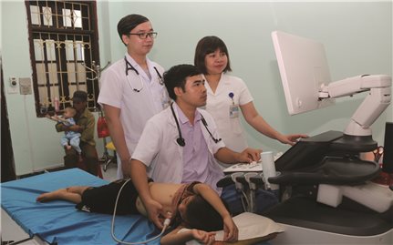 Bảo hiểm y tế: Tiếp sức cho những học sinh có hoàn cảnh khó khăn