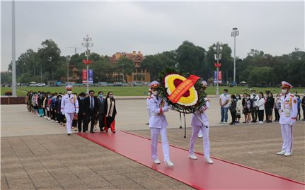 145 học sinh, sinh viên, thanh niên DTTS xuất sắc, tiêu biểu báo công dâng Bác