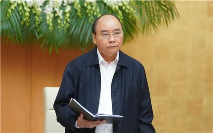 Thủ tướng Nguyễn Xuân Phúc chủ trì họp Thường trực Chính phủ về các kịch bản ứng phó dịch Covid-19