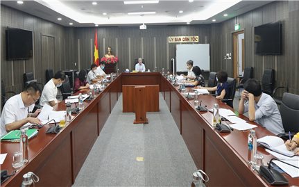 Bộ trưởng Đỗ Văn Chiến chủ trì họp về việc xây dựng tiêu chí xác định các dân tộc