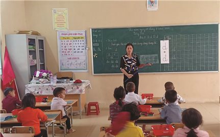 Triển khai chương trình SGK mới ở Điện Biên: Điều chỉnh phương pháp dạy phù hợp khả năng của học sinh