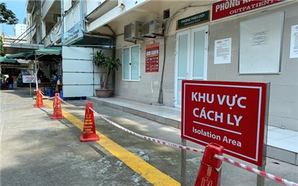 Cách ly 235 người, phong tỏa các địa điểm liên quan 2 ca mắc COVID-19 mới