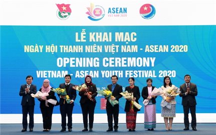 Chung niềm vui với thành công của Việt Nam trong Năm Chủ tịch ASEAN