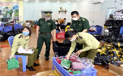Cẩm Phả (Quảng Ninh): Tăng cường các giải pháp ngăn chặn buôn lậu và gian lận thương mại
