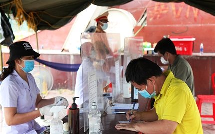 Hà Tĩnh, Nghệ An: Siết chặt kiểm soát người trở về từ vùng dịch để hạn chế lây lan