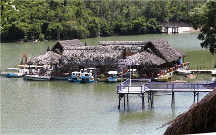 Khánh Hòa: Cần làm rõ việc cho thuê đất của nhà nước không qua đấu giá tại Hồ chứa nước Kênh Hạ I