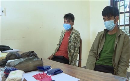 Điện Biên: Bắt quả tang 2 anh em mua bán trái phép 30.000 viên ma túy tổng hợp