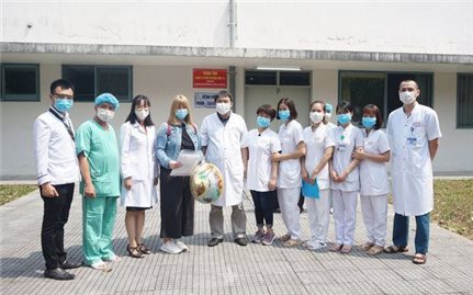 Huế tiếp nhận, điều trị nhiều bệnh nhân Lào trong đại dịch COVID-19